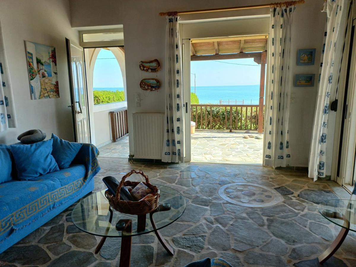 Villa Dimitra Mourteri Bagian luar foto