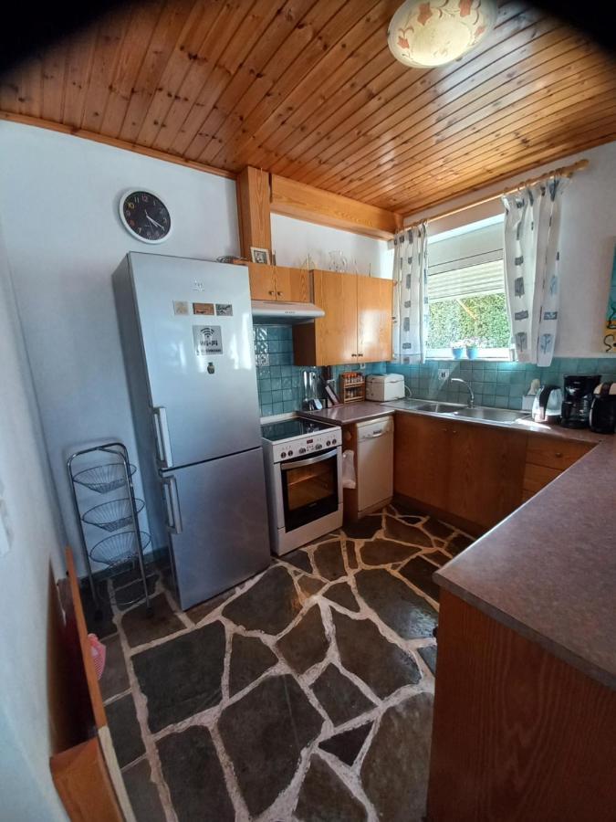 Villa Dimitra Mourteri Bagian luar foto