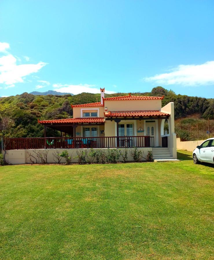 Villa Dimitra Mourteri Bagian luar foto
