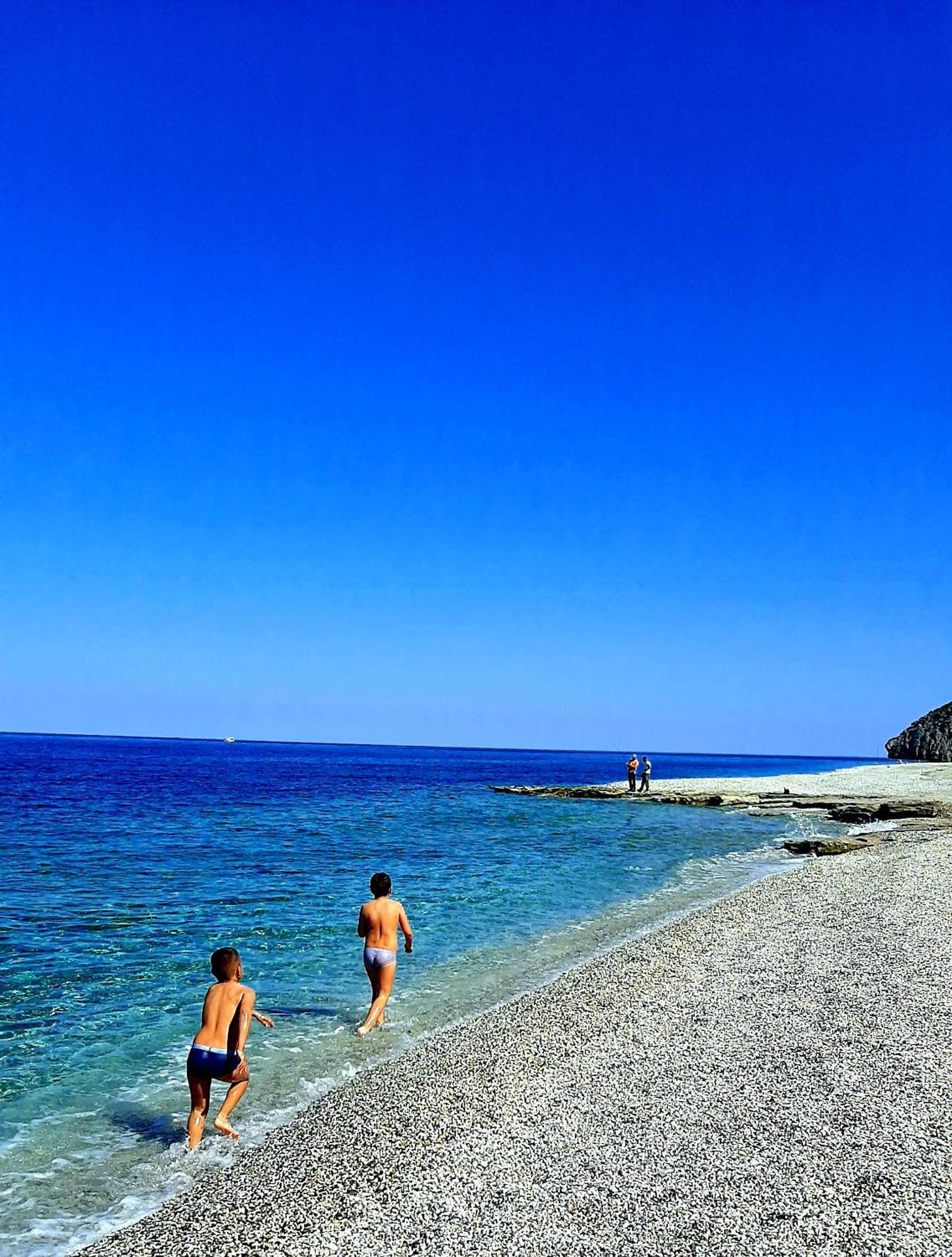 Villa Dimitra Mourteri Bagian luar foto