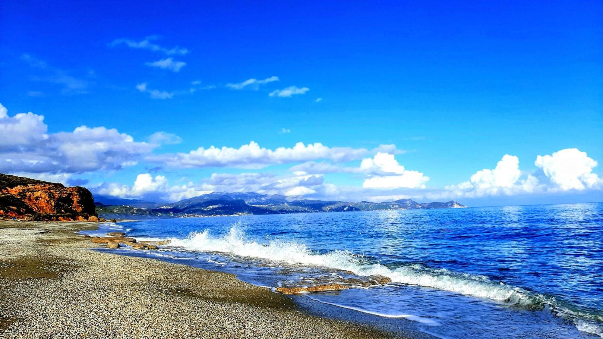 Villa Dimitra Mourteri Bagian luar foto